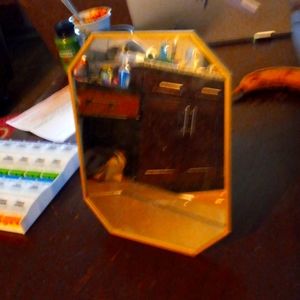 Small mirror
